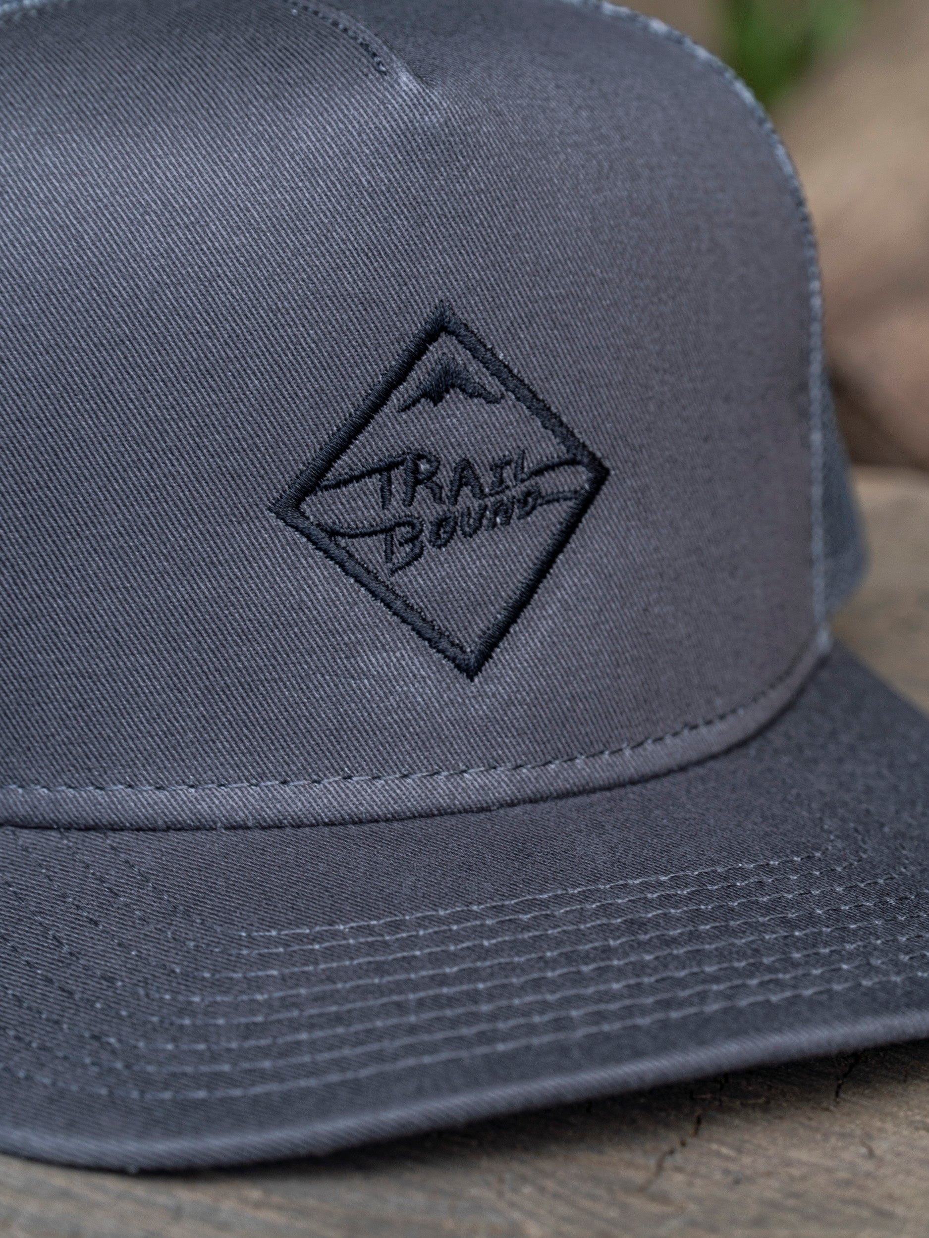 Black Diamond Outline Mesh Hat
